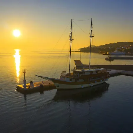 By The Sea Tkon, Pasman - 19914 * Tkon