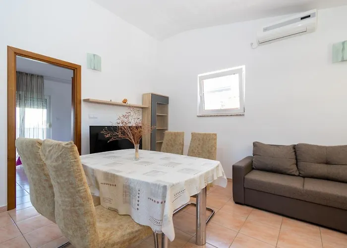 By The Sea - Pasman - 19914